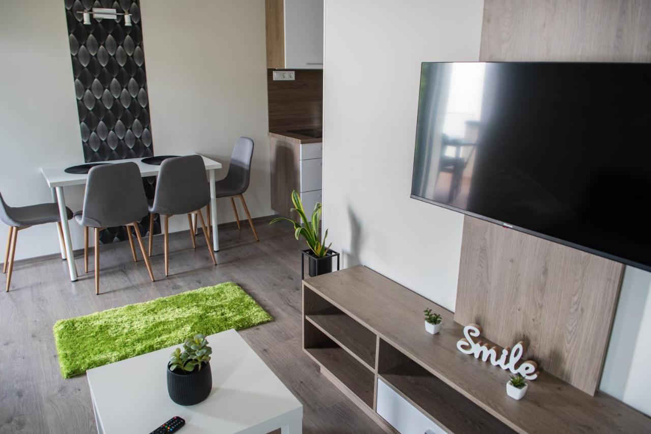 Tempo Apartman Siofok Exterior photo